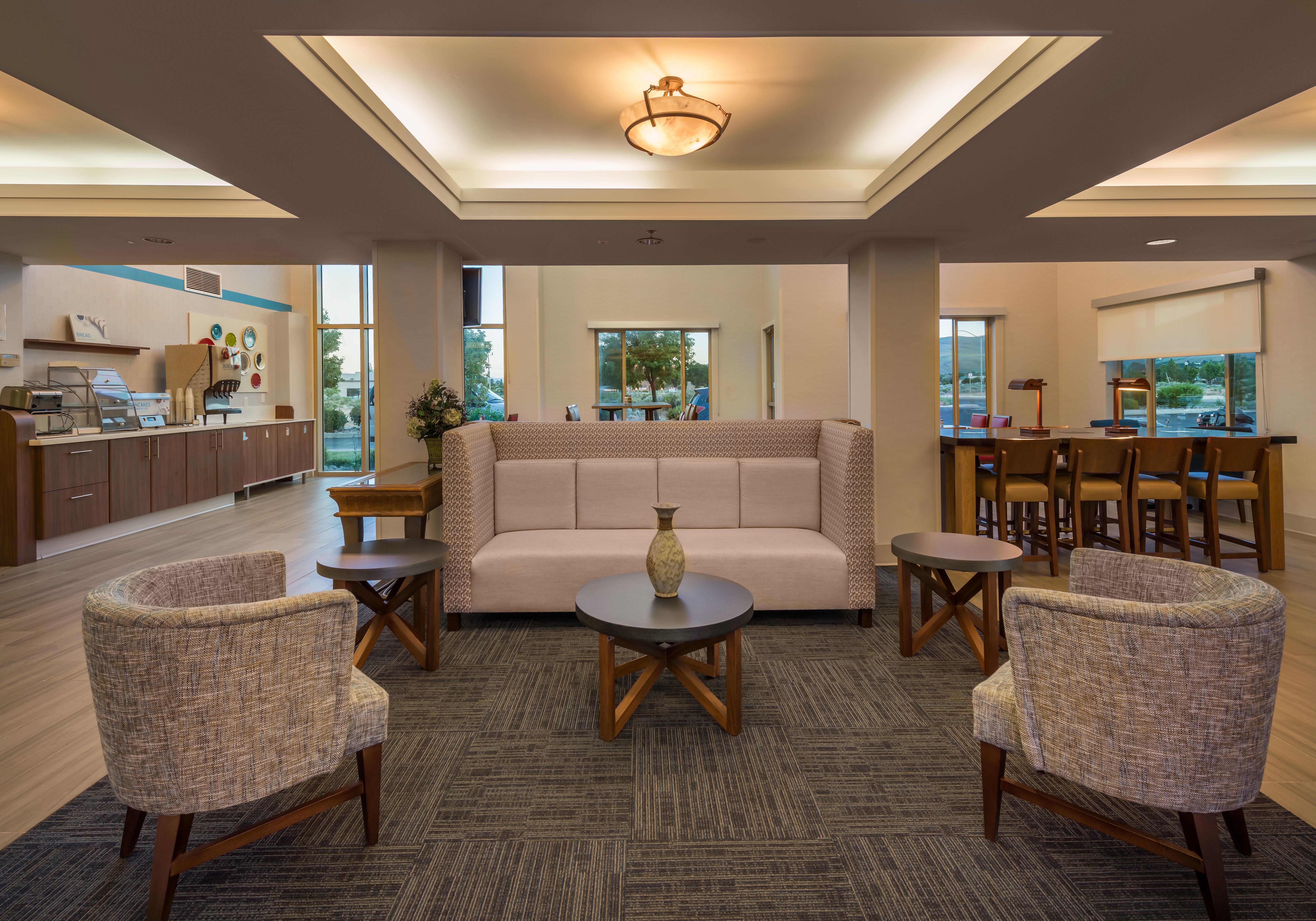 Holiday Inn Express Hotel & Suites Carson City By Ihg Exterior photo