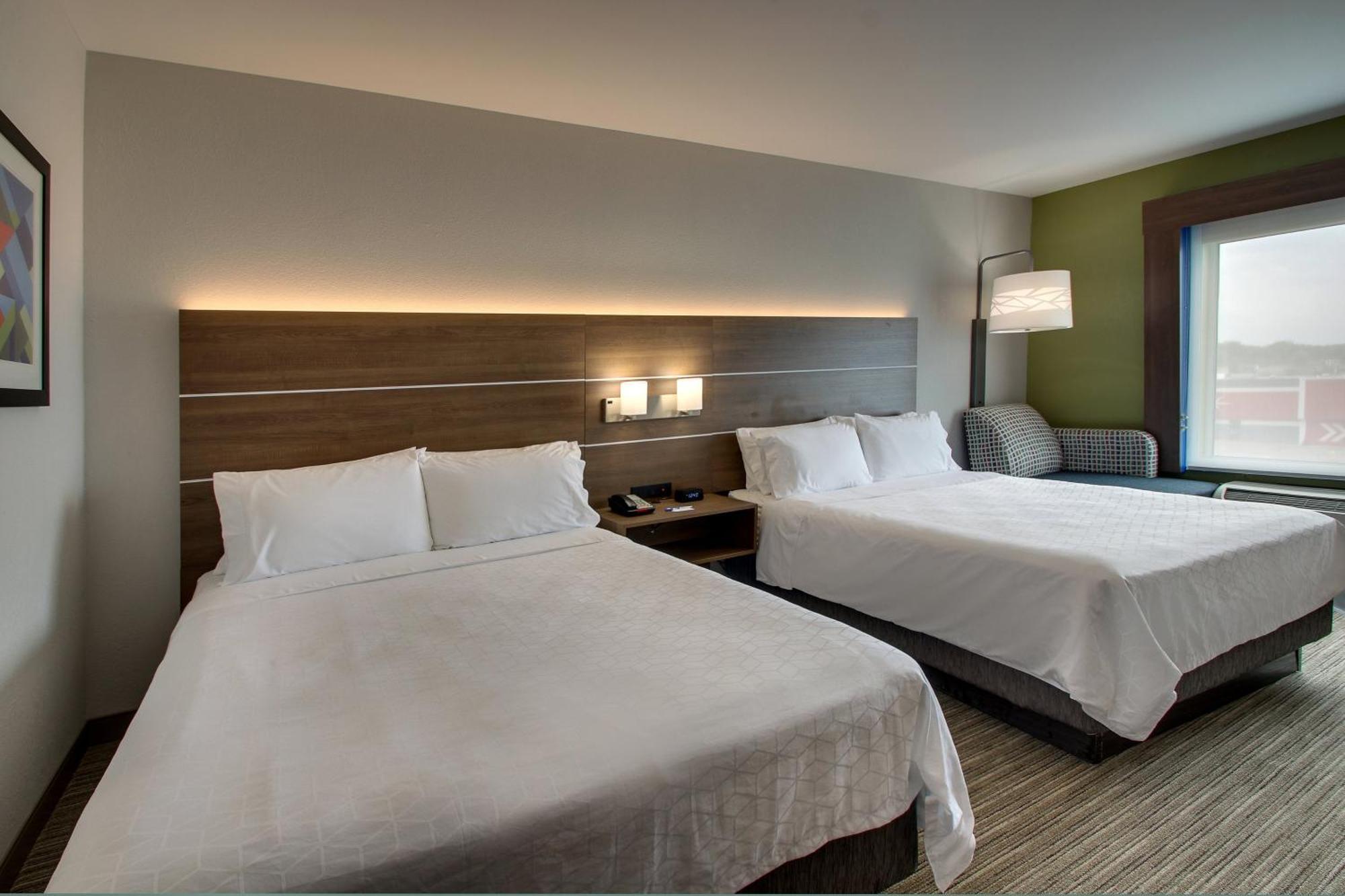 Holiday Inn Express Hotel & Suites Carson City By Ihg Exterior photo