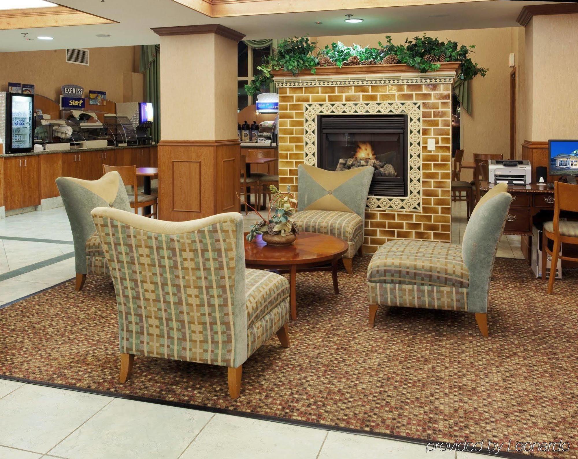 Holiday Inn Express Hotel & Suites Carson City By Ihg Exterior photo
